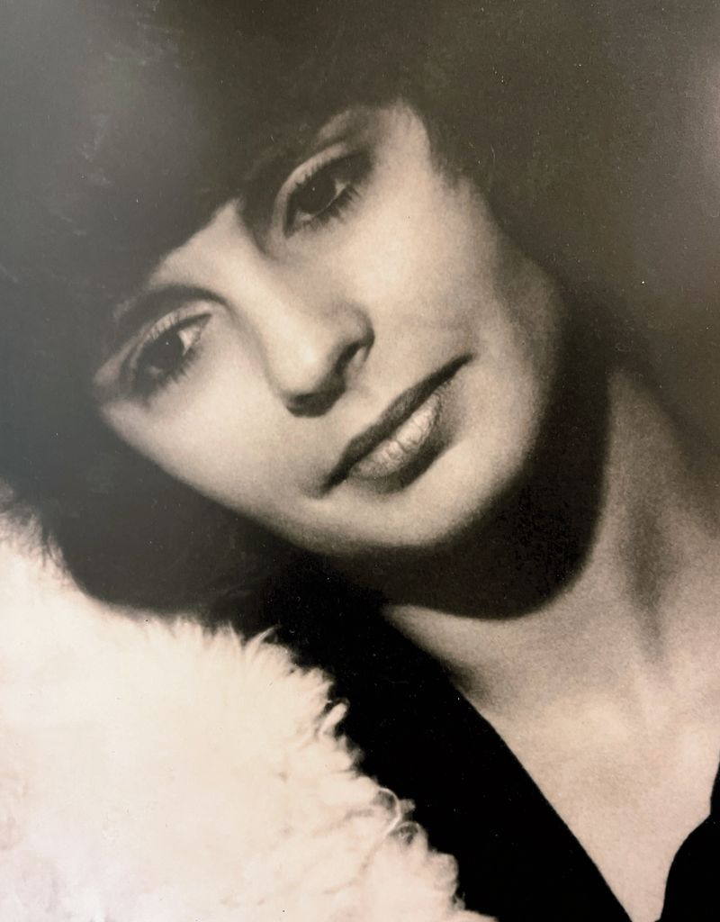 Dina Neal Profile Photo