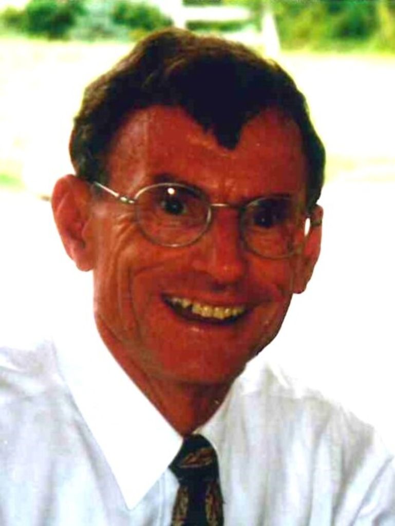 Dr. Paul E. Bates Profile Photo