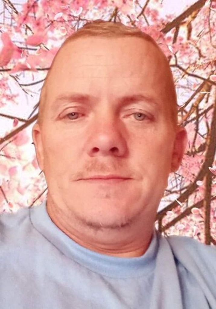 Kevin Lewis Rowe Profile Photo