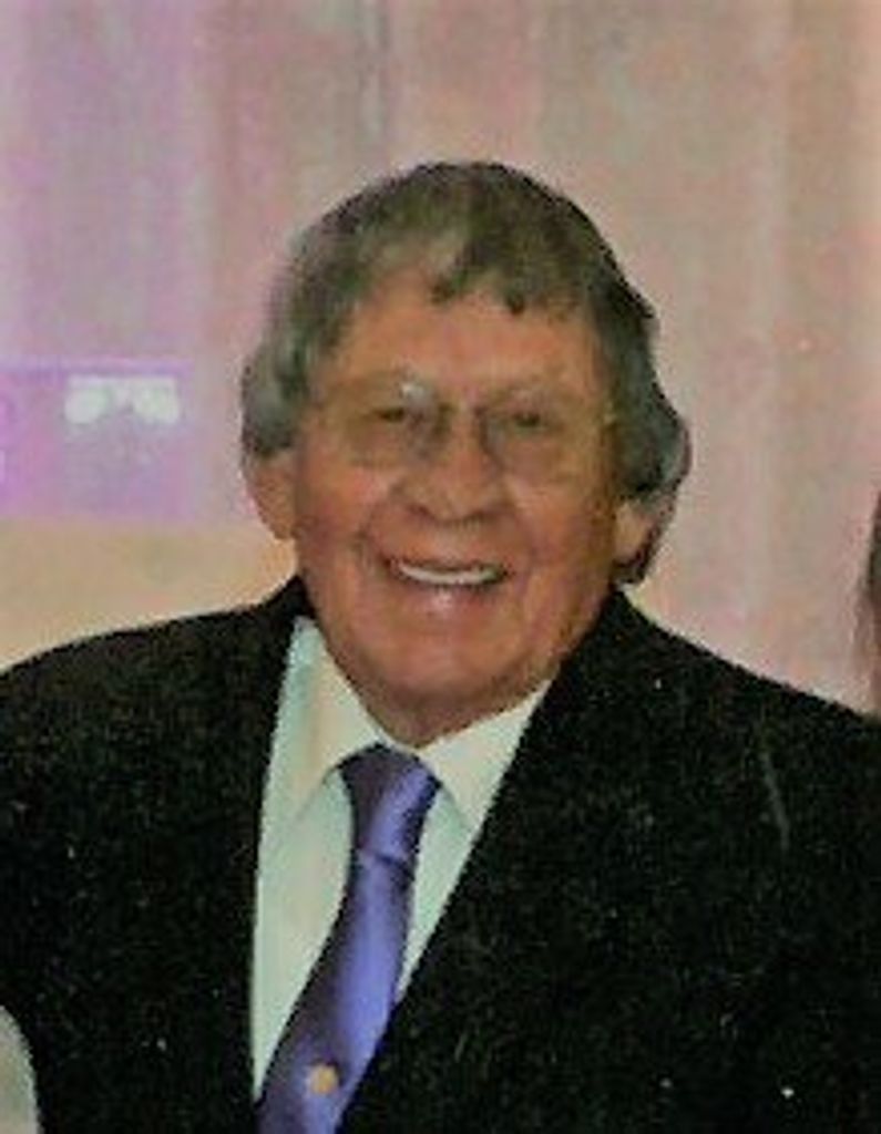 Santos Flores
