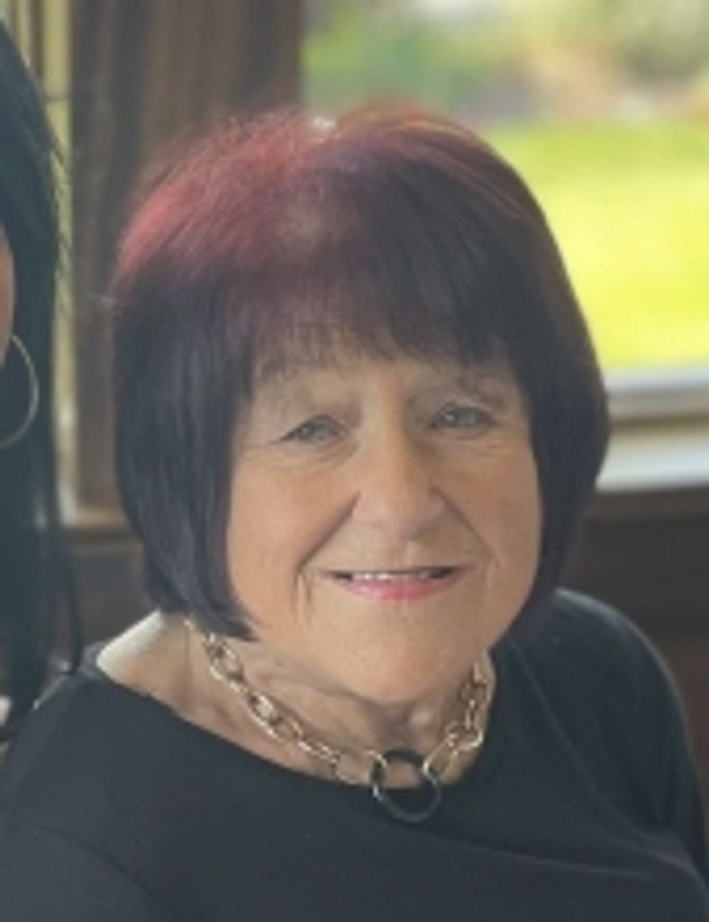Dolores Alcina Martins