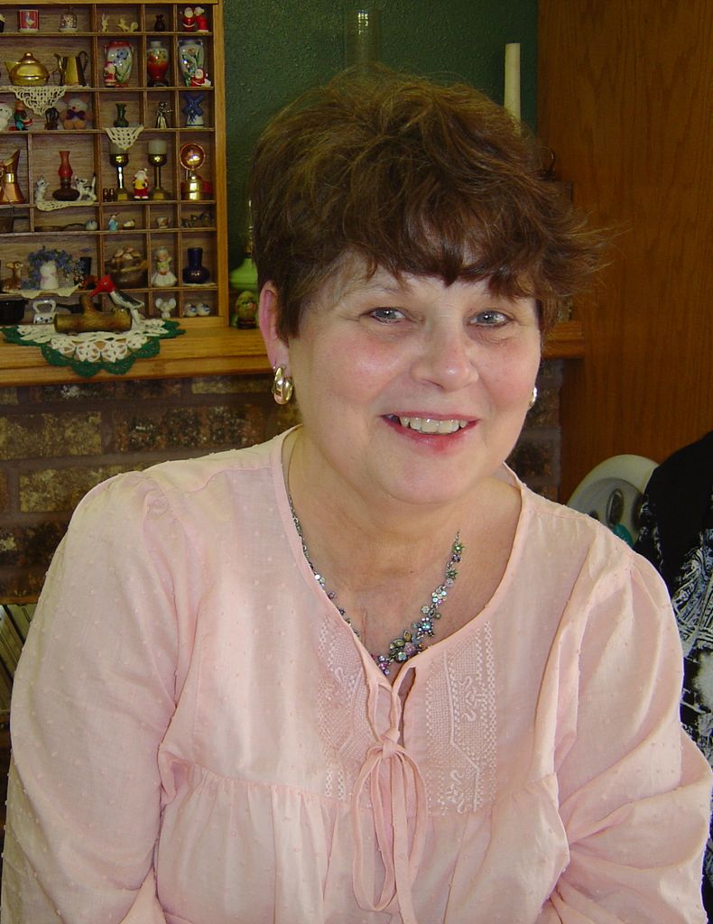 Linda Lou Klug Profile Photo