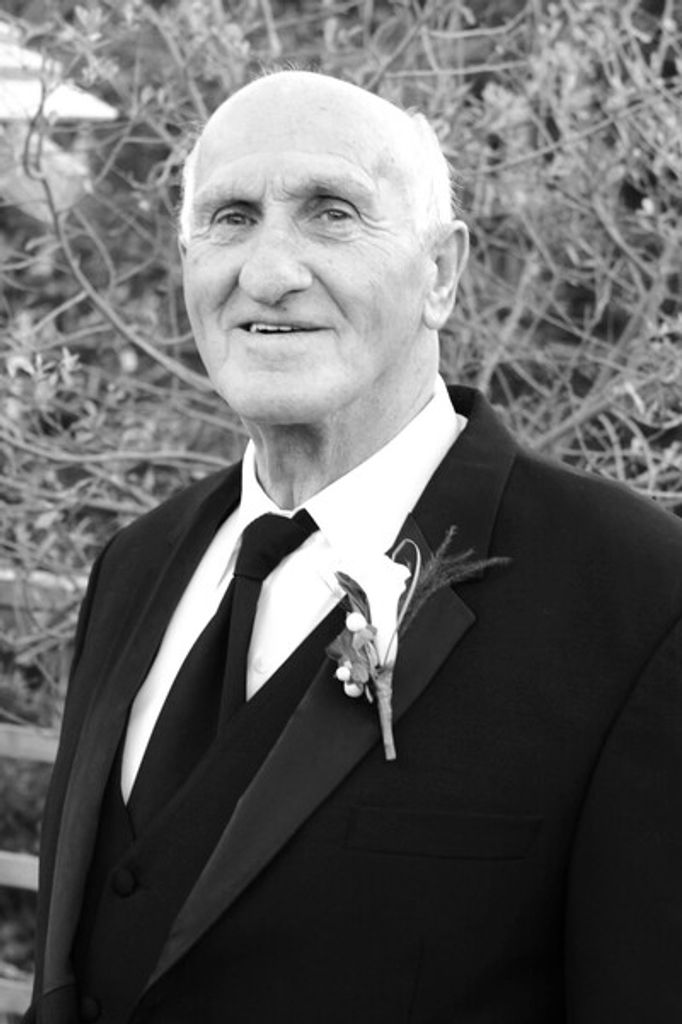 Charles Lewis Profile Photo
