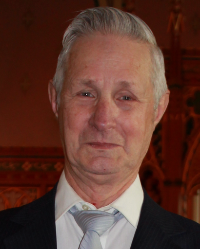 Richard McElhinny's obituary image