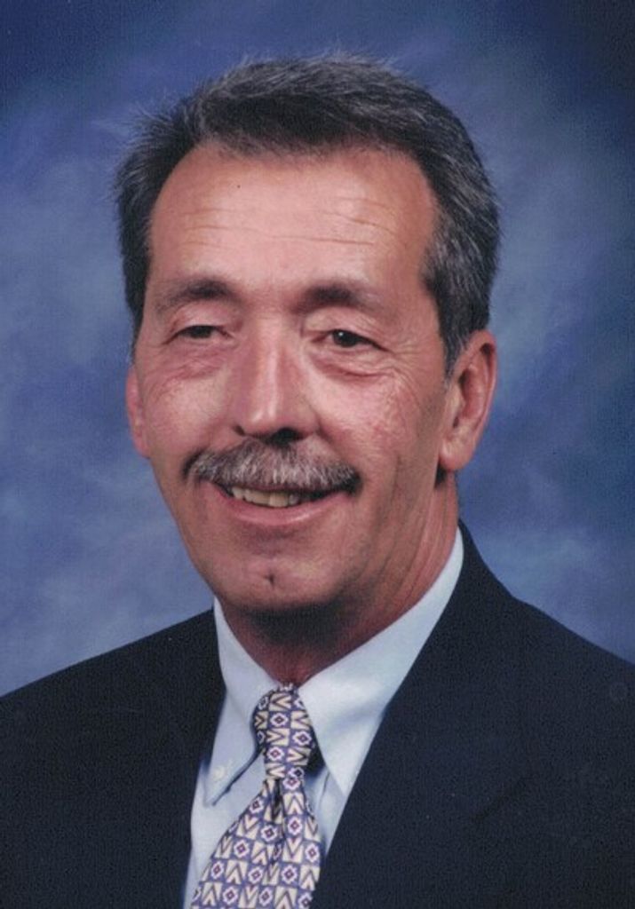 Verton Daniel Coblentz Profile Photo