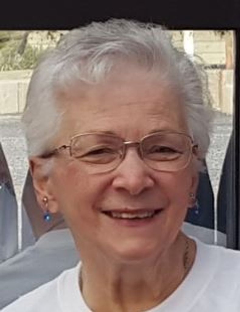 Carol (Palumbo)  Lazur