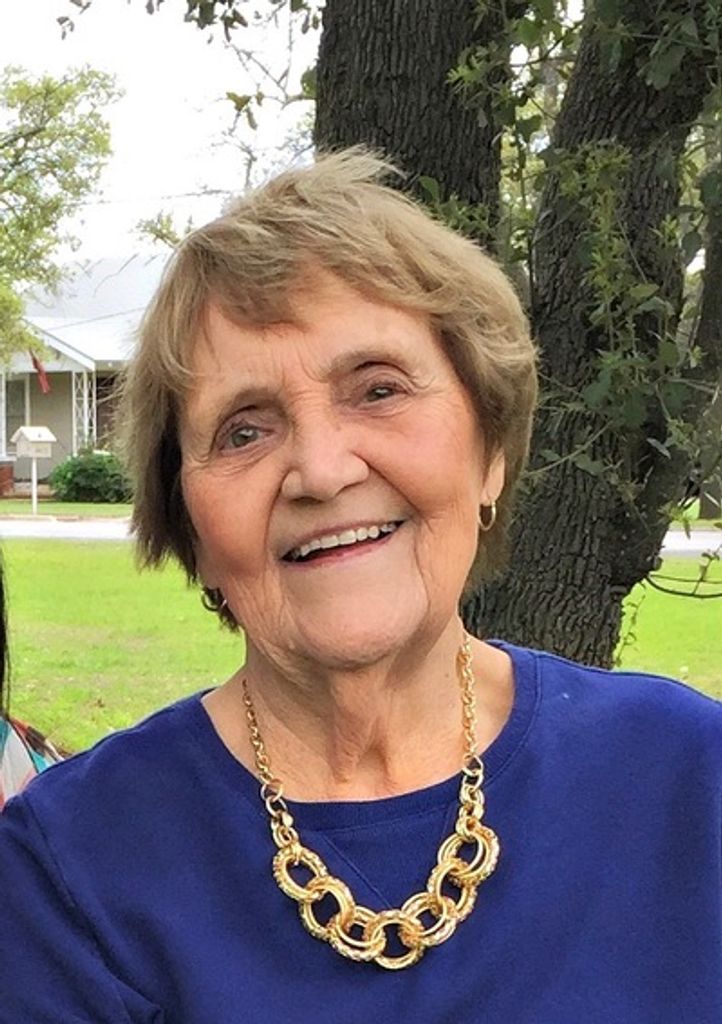 Beatrice "Bea" Woods Profile Photo