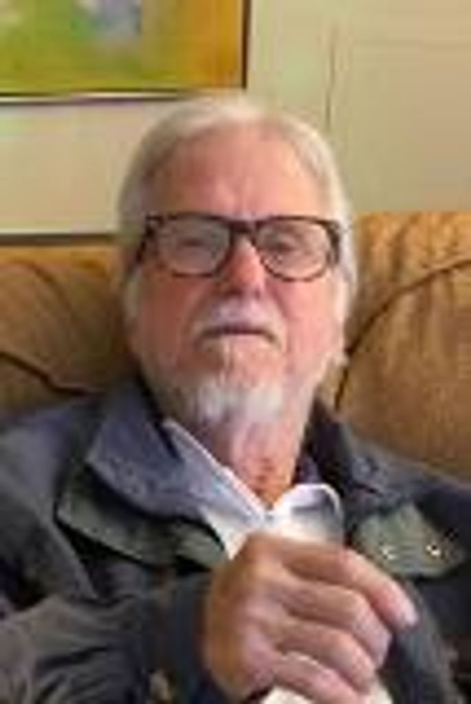Bobby Hollis