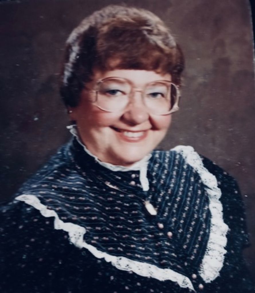 Elizabeth Lovering Profile Photo