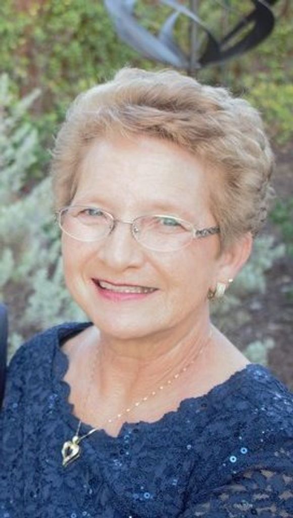Evelyn Long