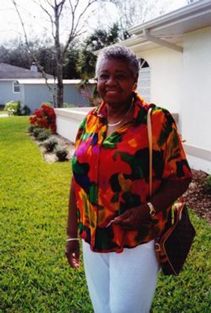 Daphnie Elaine Lawrence