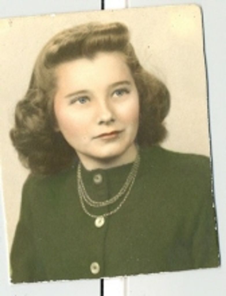 Flora Velva Cook Profile Photo