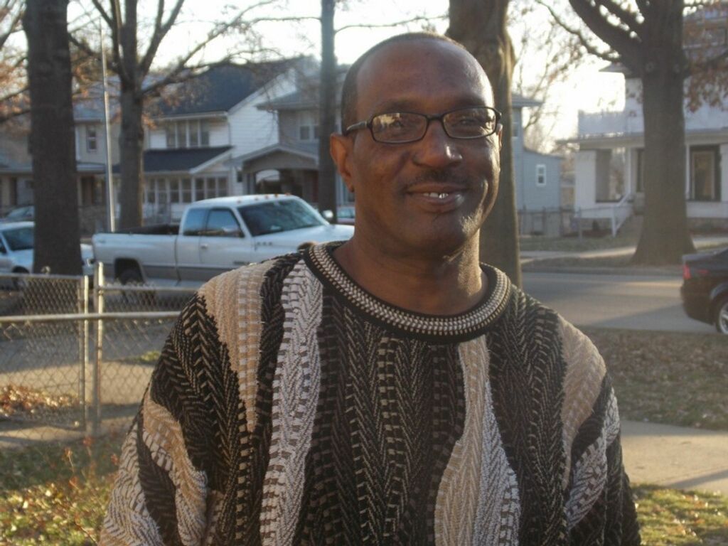 Ivan D Wynn