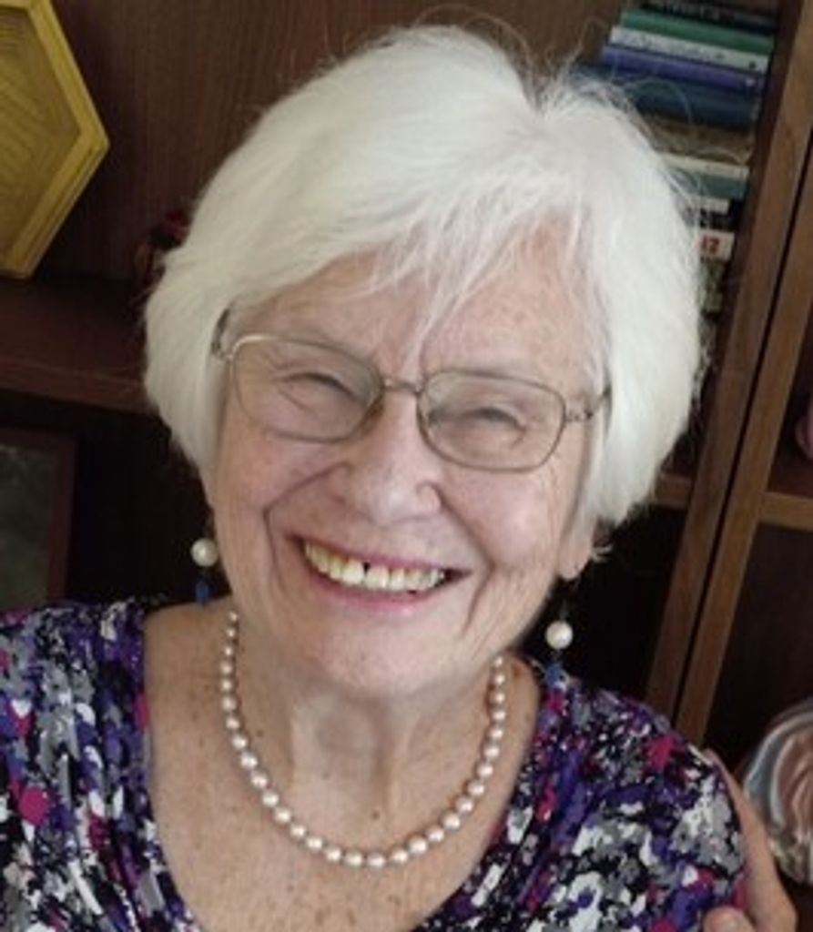 Suzanne Smith Profile Photo