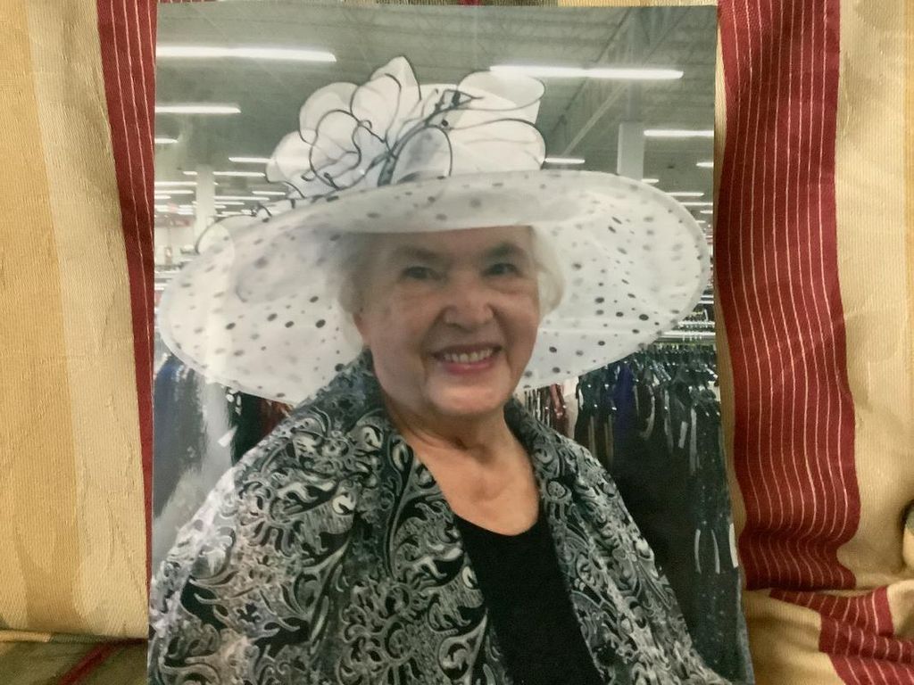 Gladys Marie Davis Profile Photo
