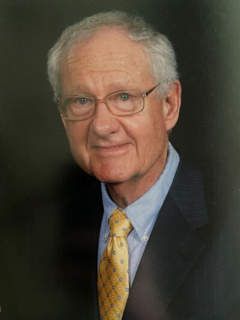 Tom Ayers Profile Photo