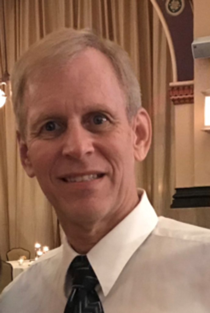 Randall L Threewits