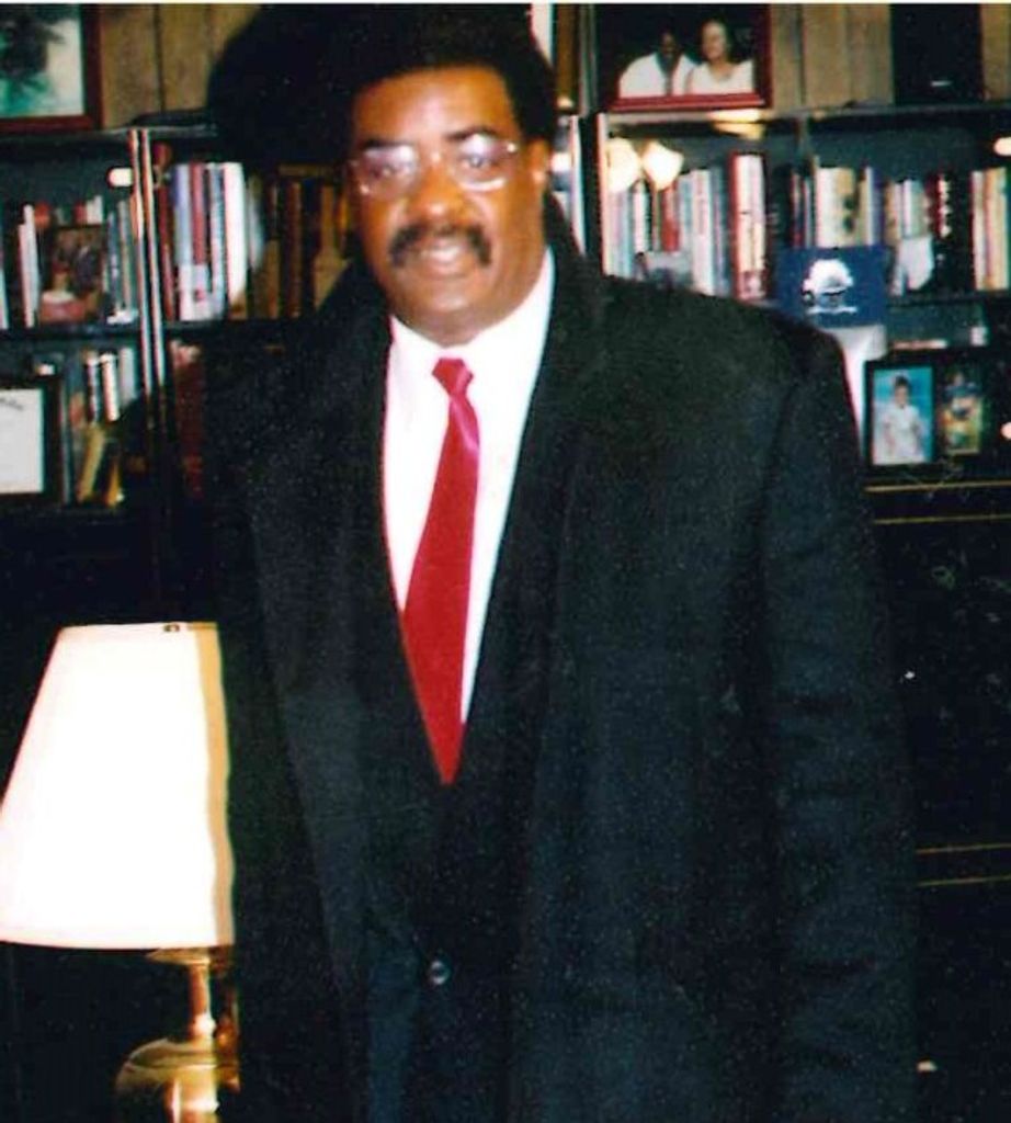 Oscar Bowser