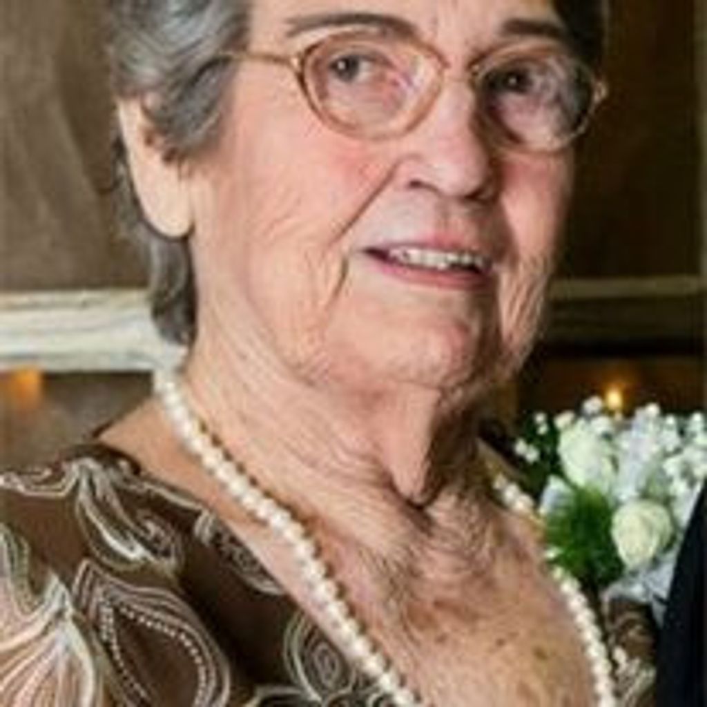 Lou Emma Vizier
