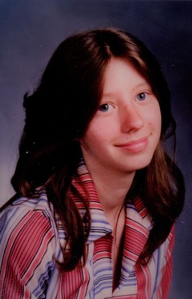 Amy J. (Smith)  Dewe