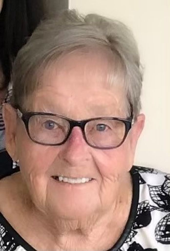 Violetta Marlene (Donahue)  Poston