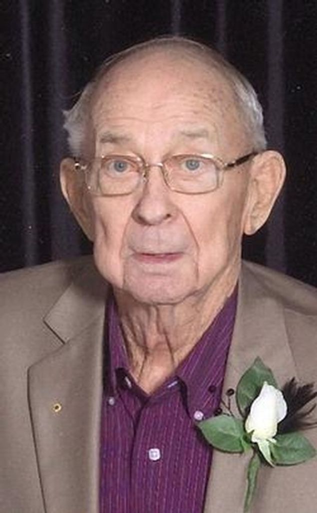 Robert "Bob" Reynolds