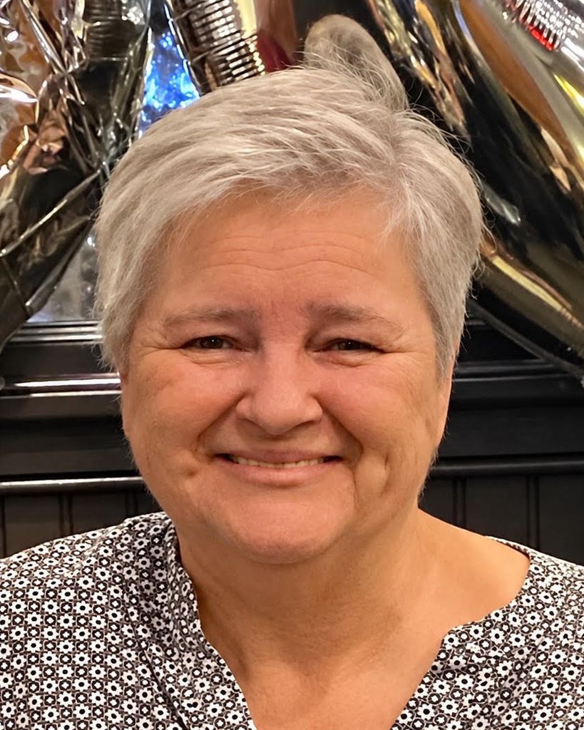 Dolores H Knauer Profile Photo