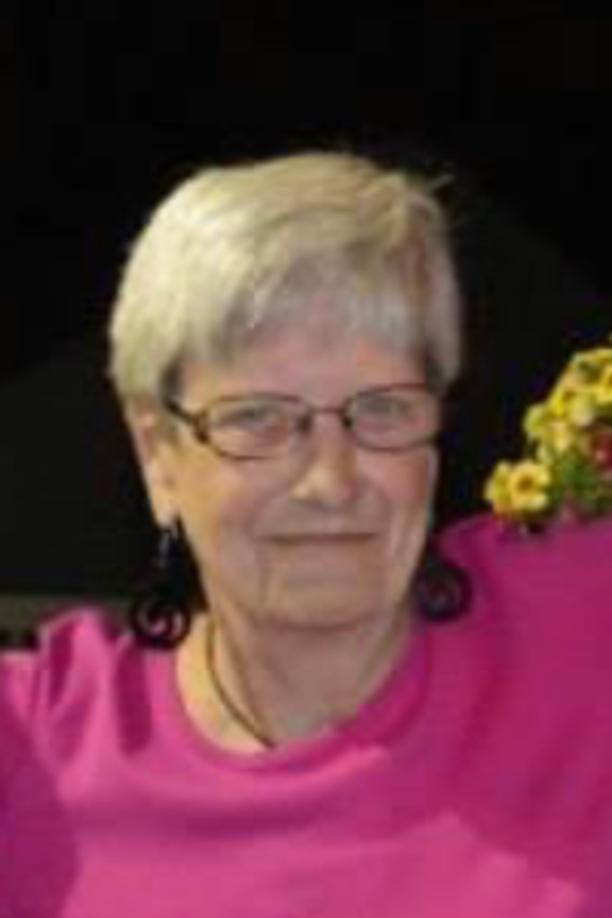 Marilyn R. "Mal" (Mccarthy) Young Profile Photo