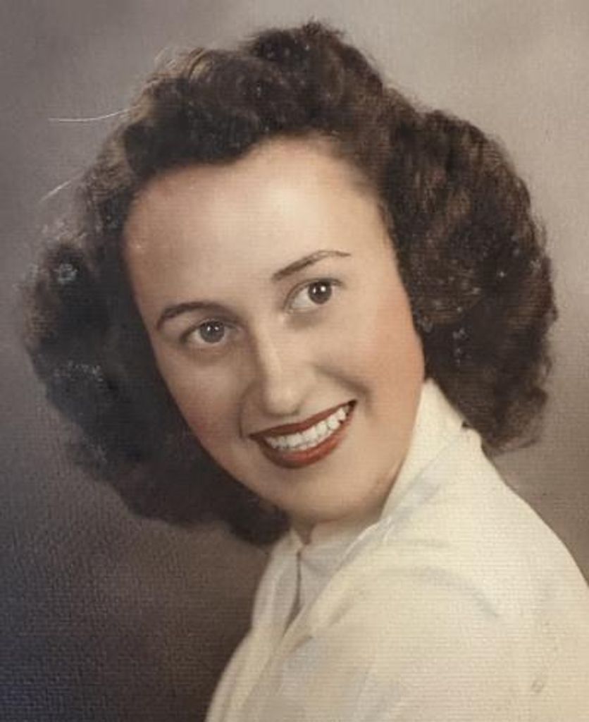 Ruth Helms Profile Photo