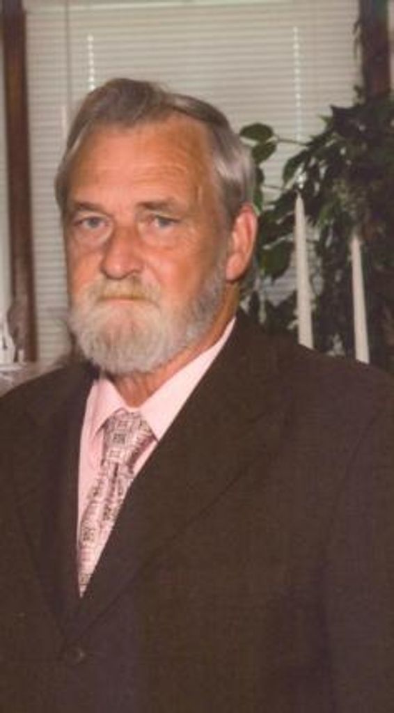 Mr.    Charles Gilbert Milliner