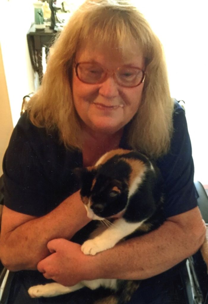 Lorrie Lynn Hinnendale