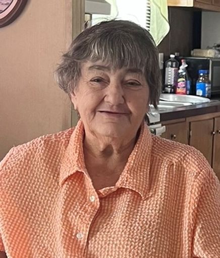 Essie Carnes Profile Photo