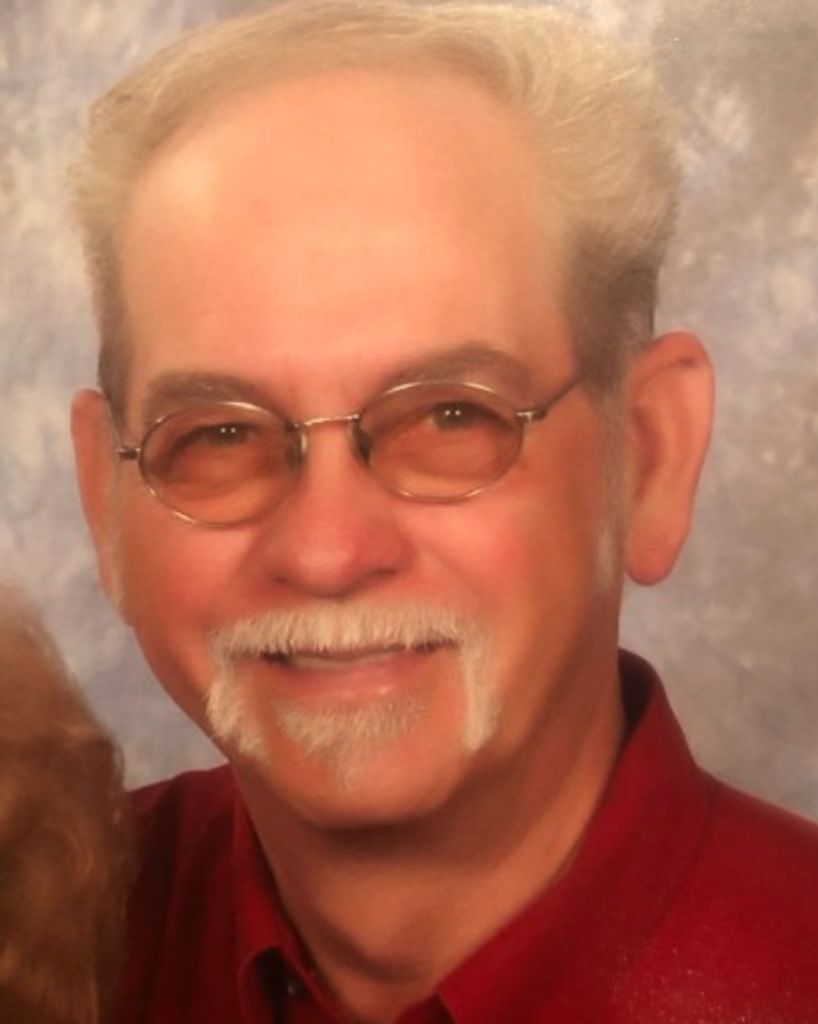Elwood Hunt Profile Photo