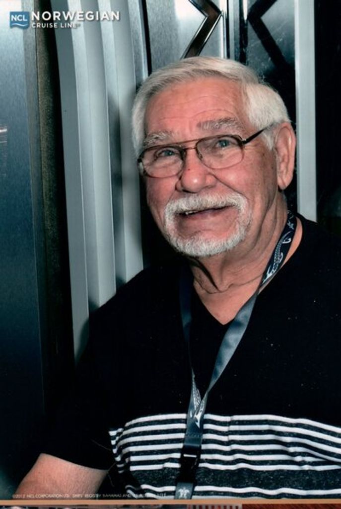 Jim Parsons Profile Photo