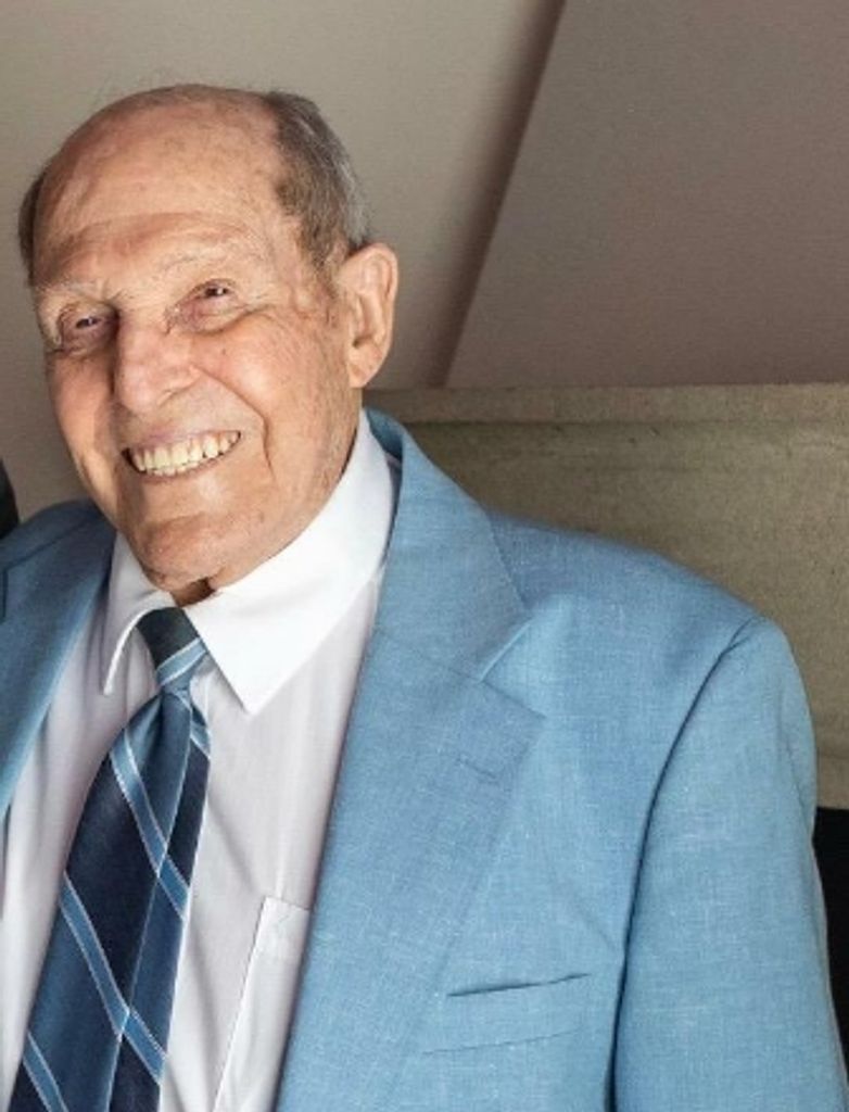 Francis D. Mollomo Profile Photo