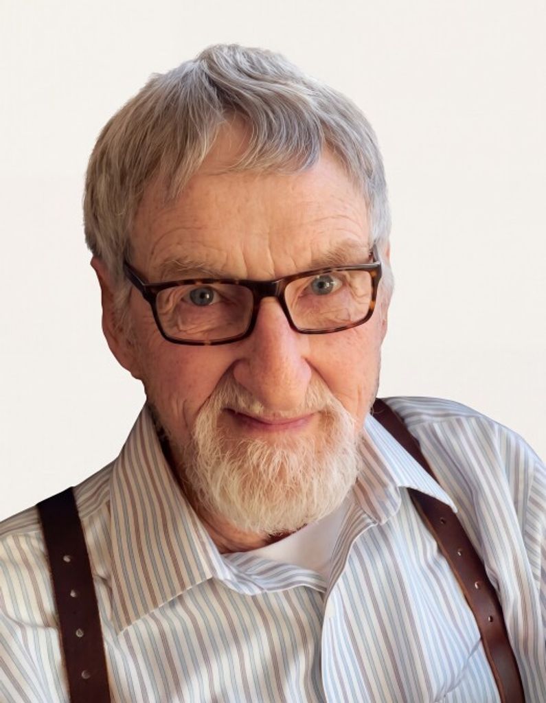 Charles "Chic" Calderwood Profile Photo