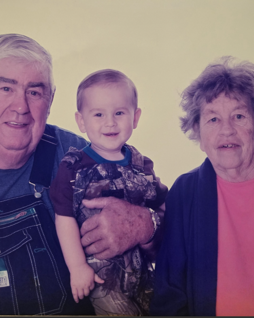 Betty Lou Fields Profile Photo