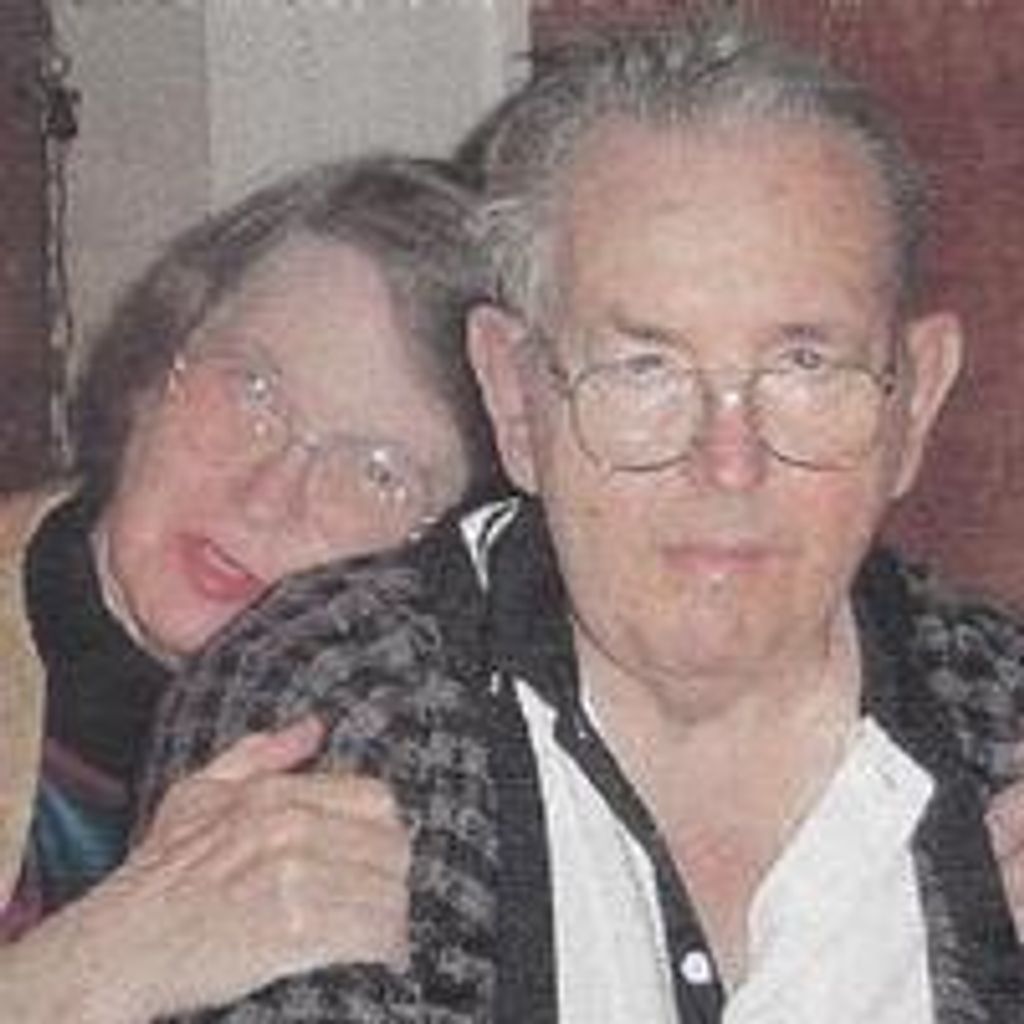 Evlyn Avis Knoll