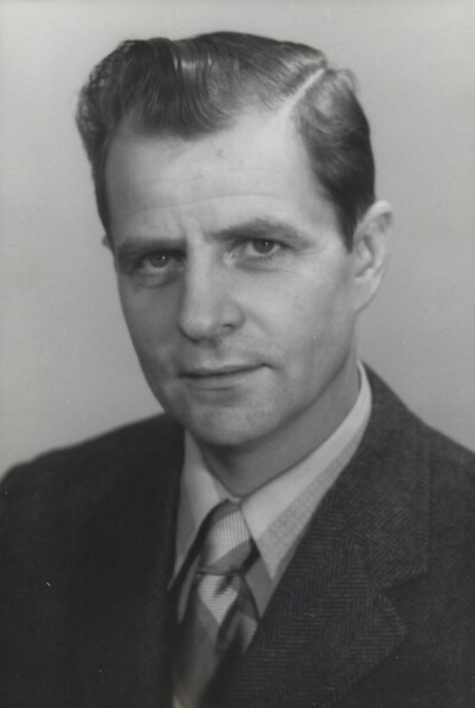 Iain Fletcher Stewart Black, M.D