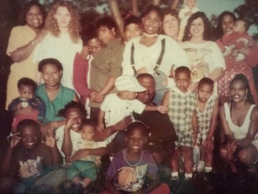 Yvette King photo gallery thumbnail 11 of 31