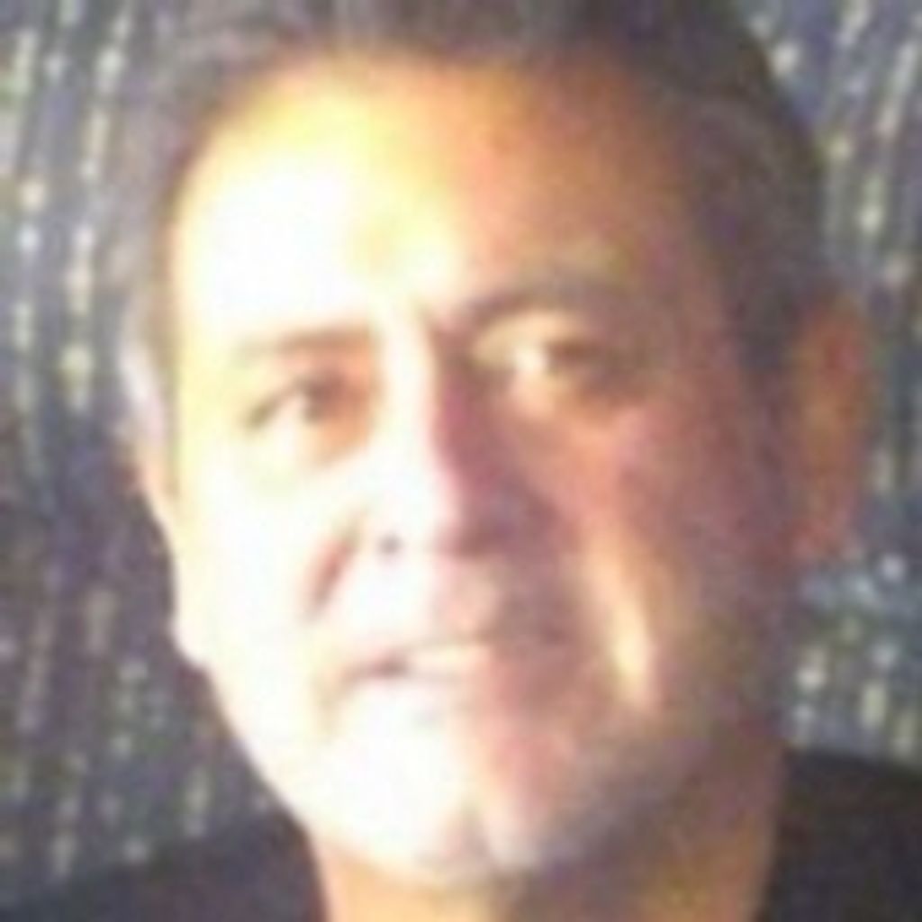 Robert Arrezola