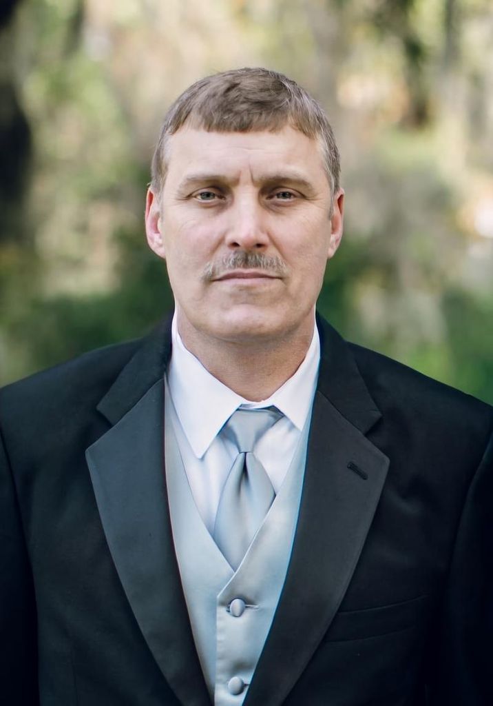 Michael Christopher Dillon Profile Photo