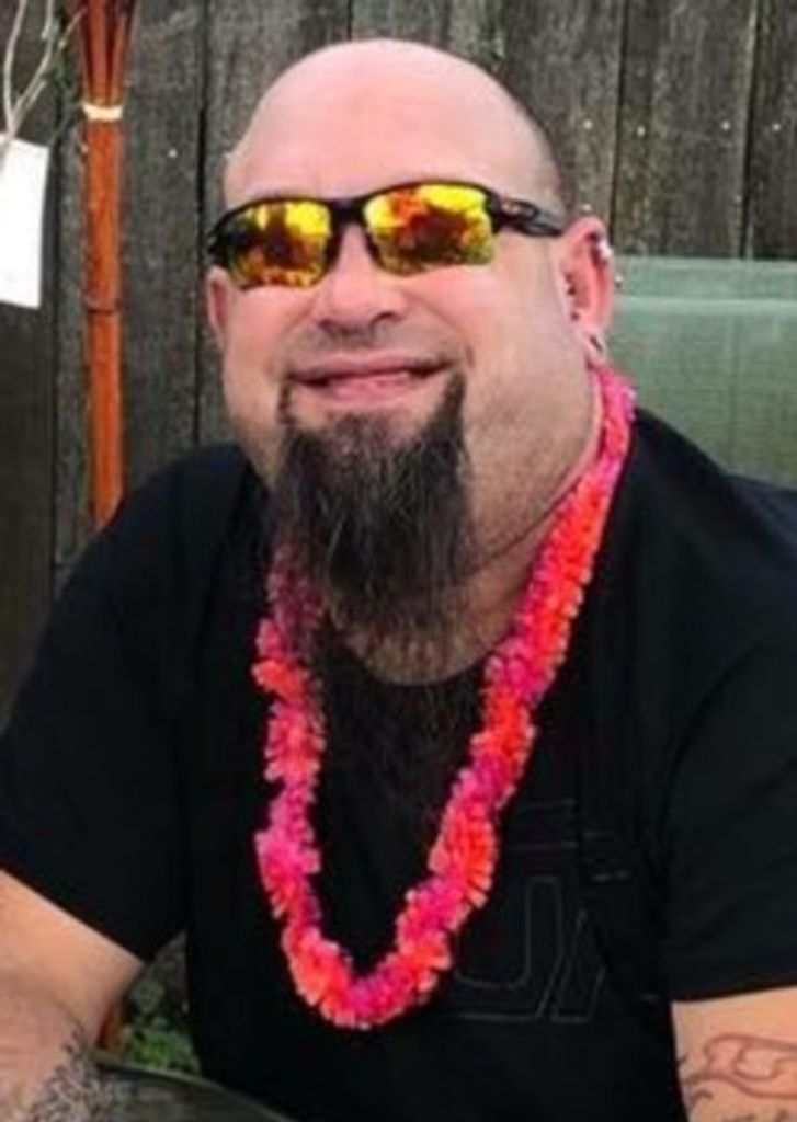 Eric Robert Boonos Profile Photo