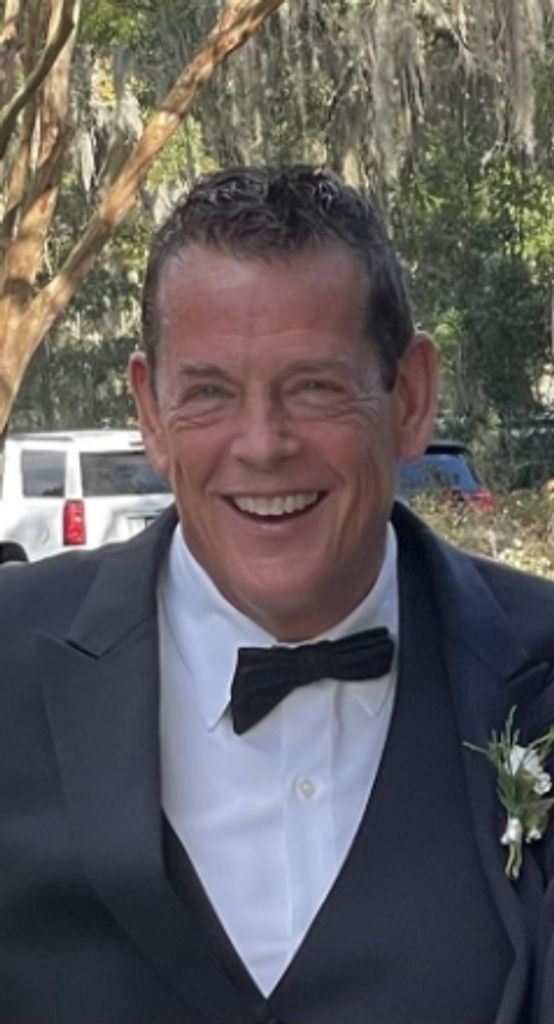 Jeffrey Laughlin Hennings Profile Photo