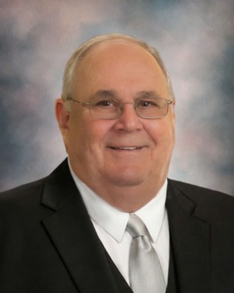 Daniel "Dan" Burgardt