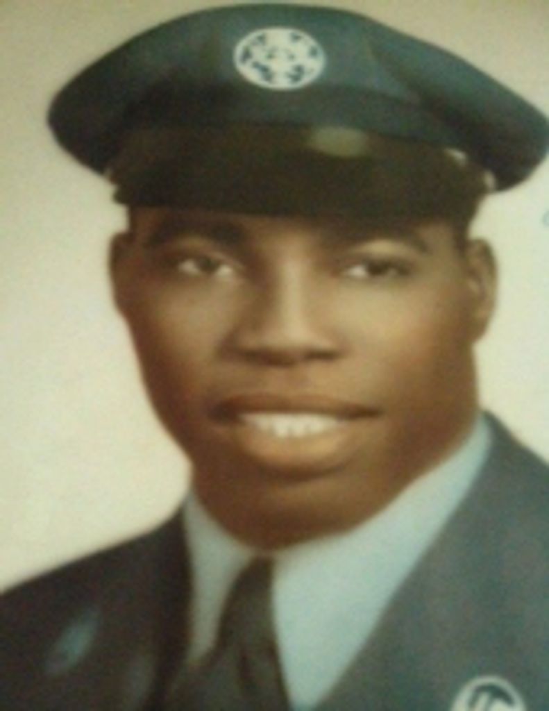 Lester  L Stoudermire