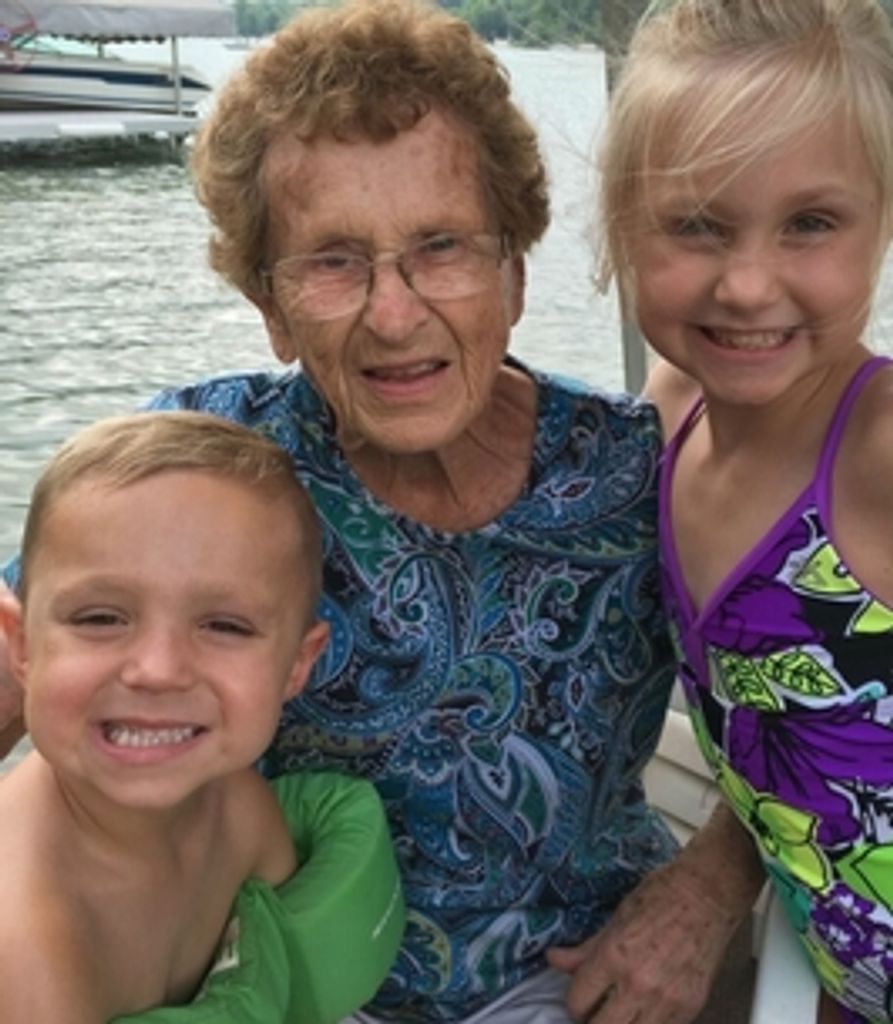 Esther Schowalter Profile Photo