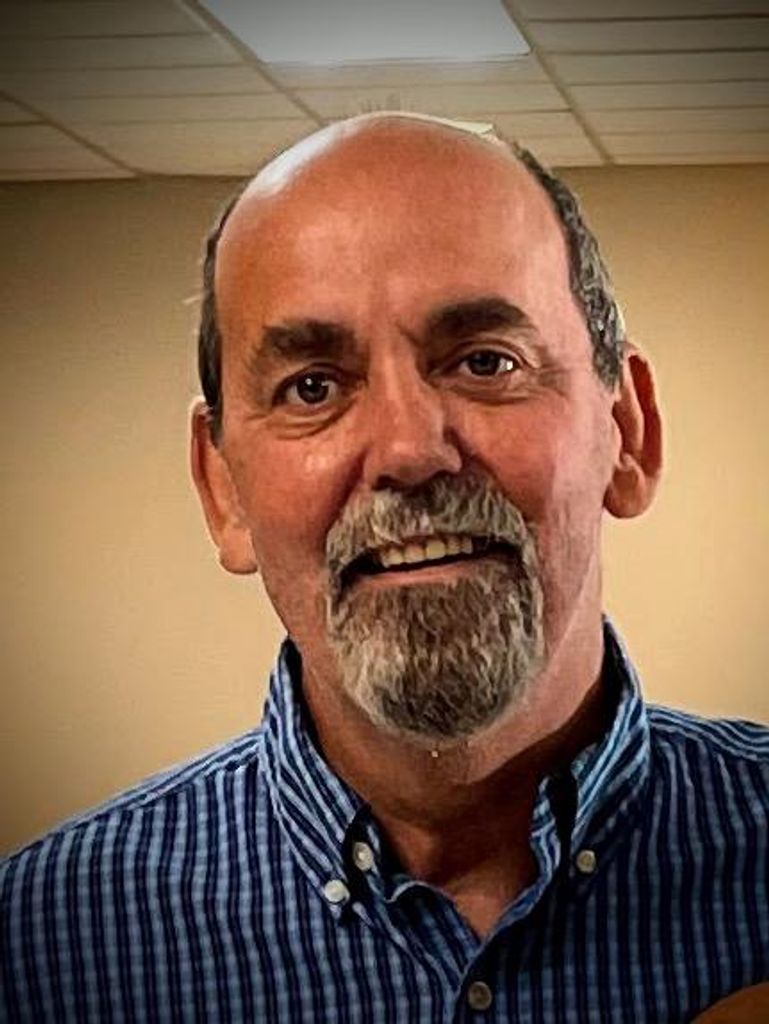 Robert James Mckay Profile Photo