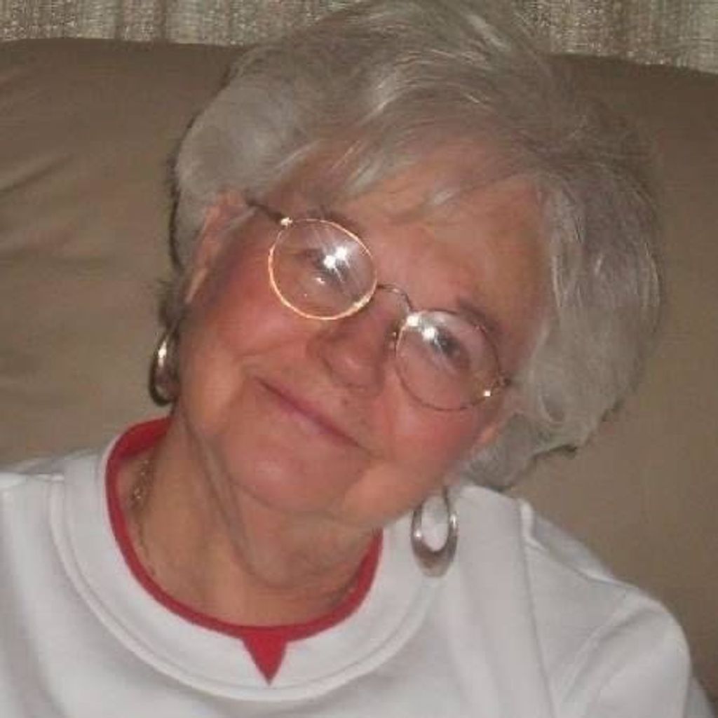 Esta N. Howell Profile Photo