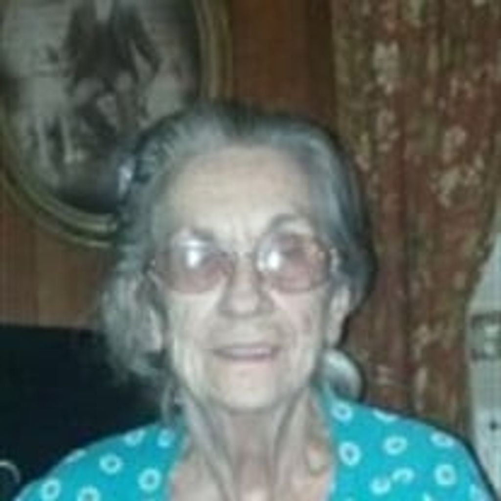 Estelle Nicholson